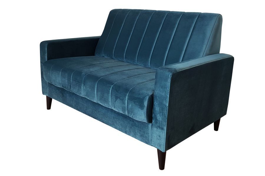 Solano sofa 2-osobowa z przeszyciami na wysokich nogach klasyczna retro