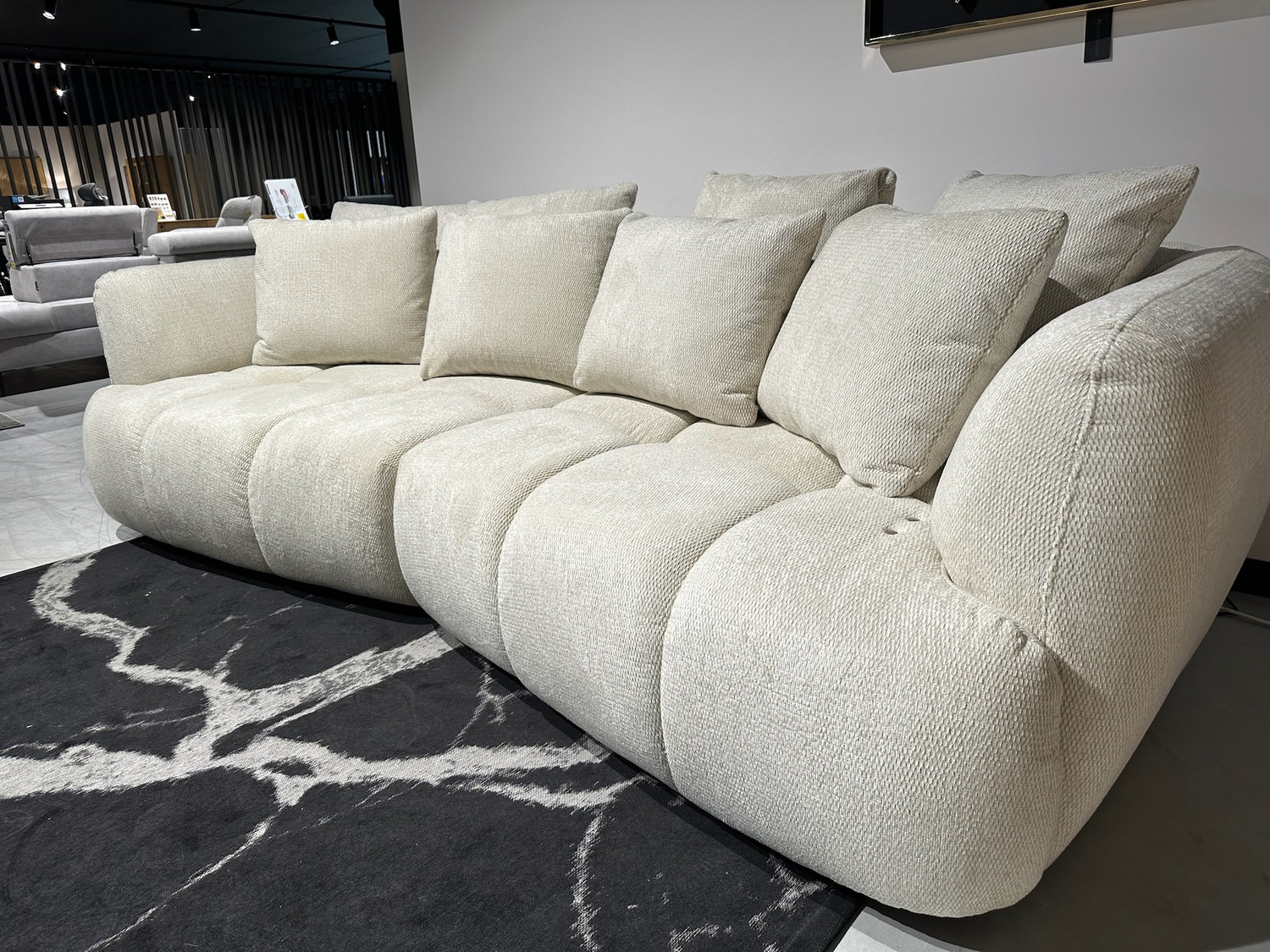 Besso Bigsofa Motor z elektrycznie wysuwanym siedziskiem Wersal