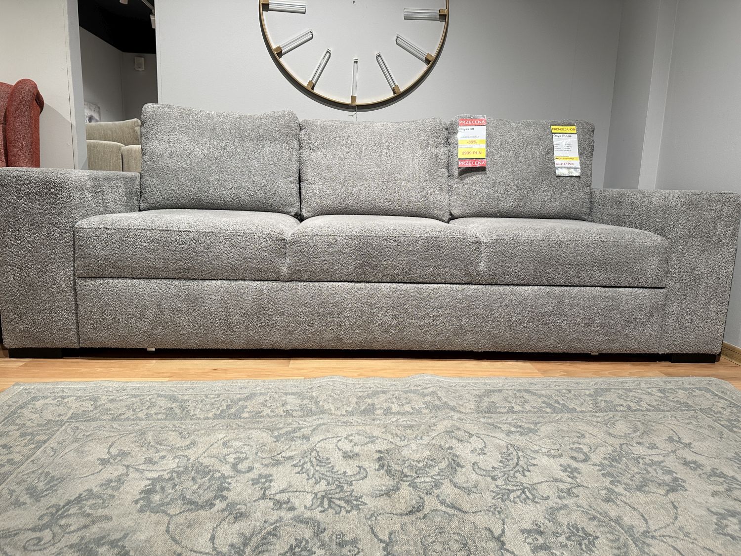 Sofa z funkcją spania Onyks Lux 3R- przecena z ekspozycji -39% Sofa z funkcją spania Onyks Lux 3R- przecena z ekspozycji -39%
