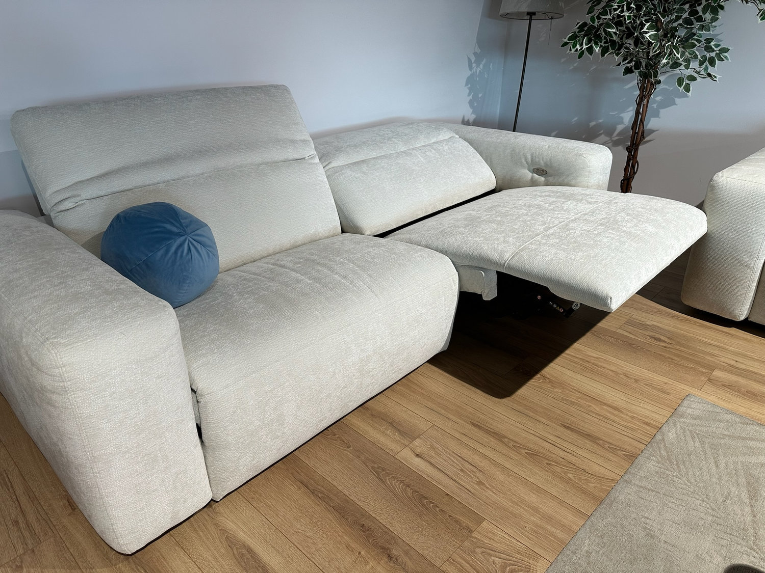 Sofa Capri z podwójną funkcją relaks