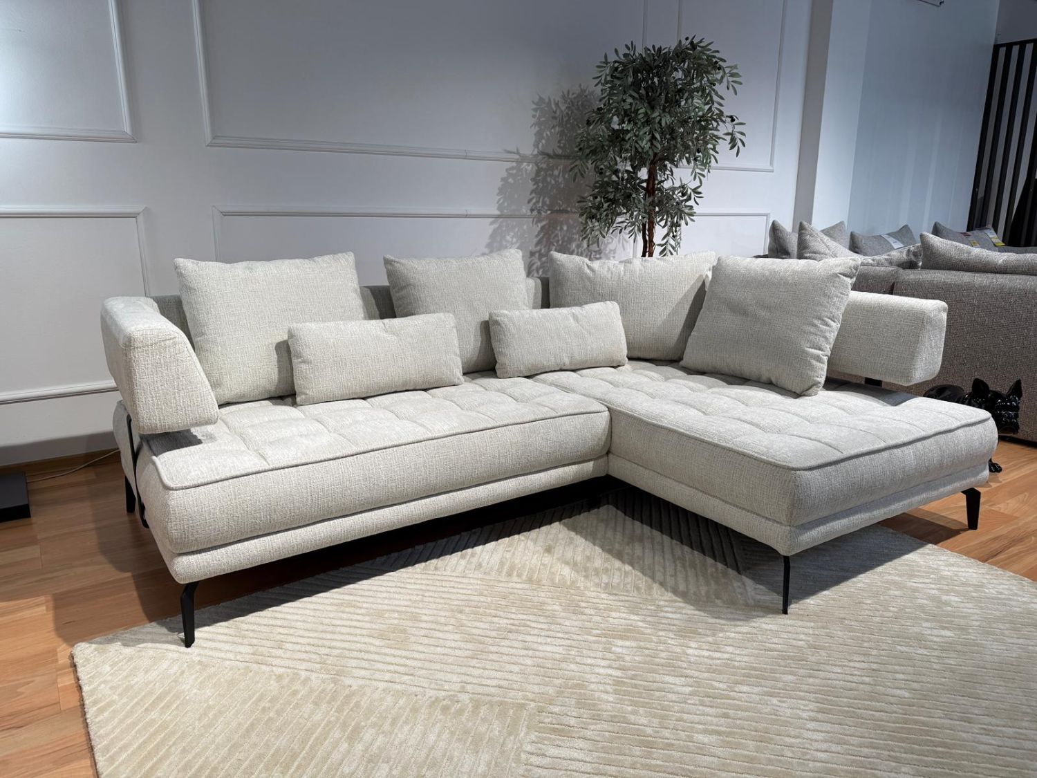 Narożnik Giotto L z elektrycznie regulowanym siedziskiem Wersal