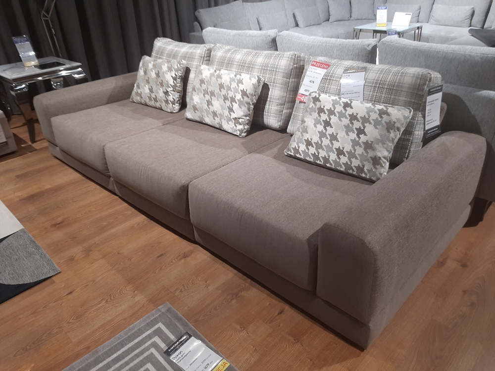 Living Sofa 3N nierozkładana wyprzedaż z ekspozycji - 50% tkanina JOOP! od ręki