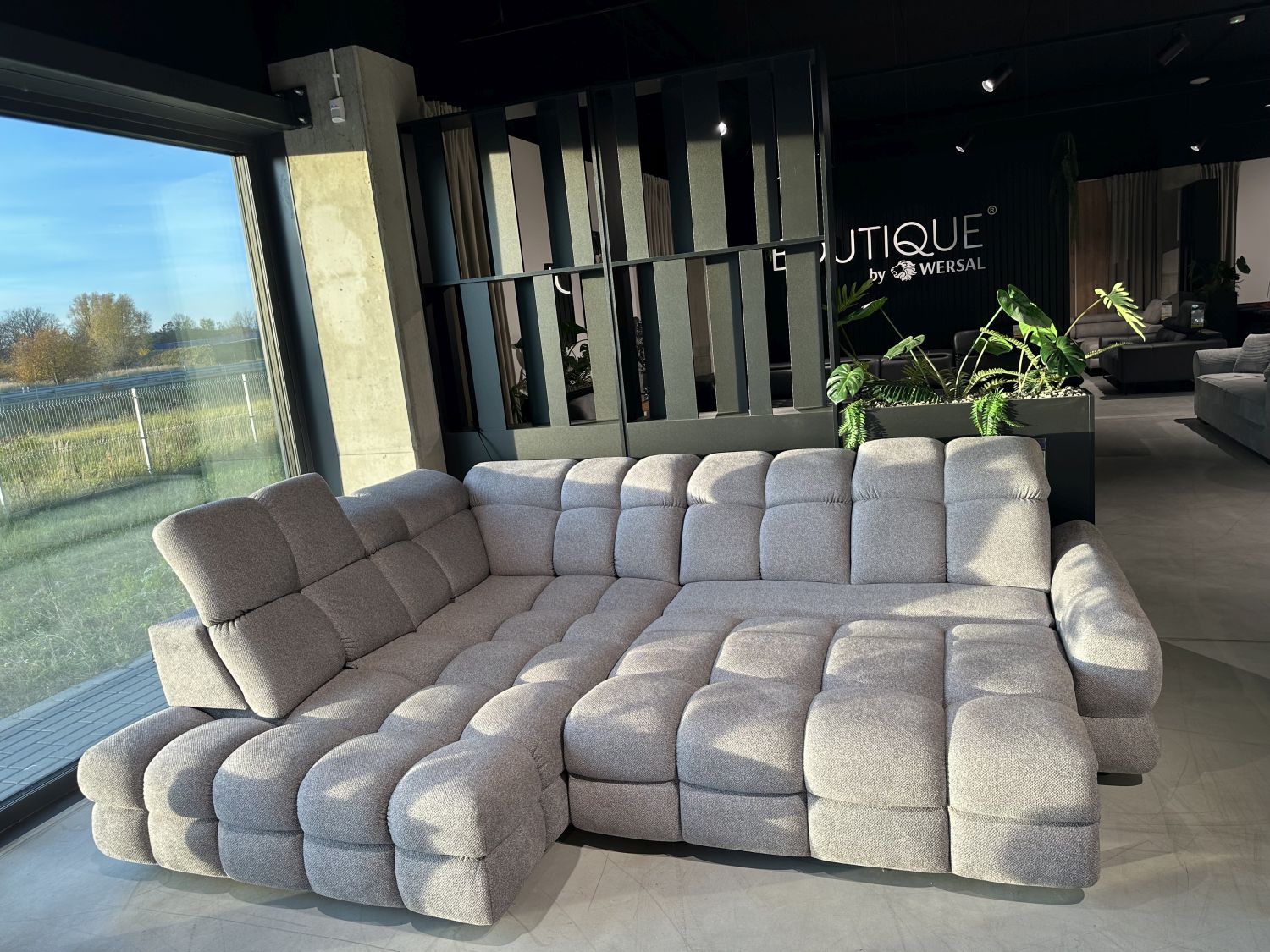 Narożnik z elektrycznie regulowanym siedziskiem Tollo L  Wersal 