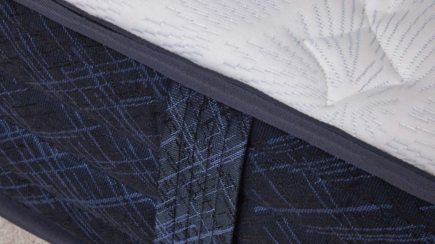 Materac Serta Blue Lagoon – materac hybrydowy premium z kolekcji Perfect Sleeper