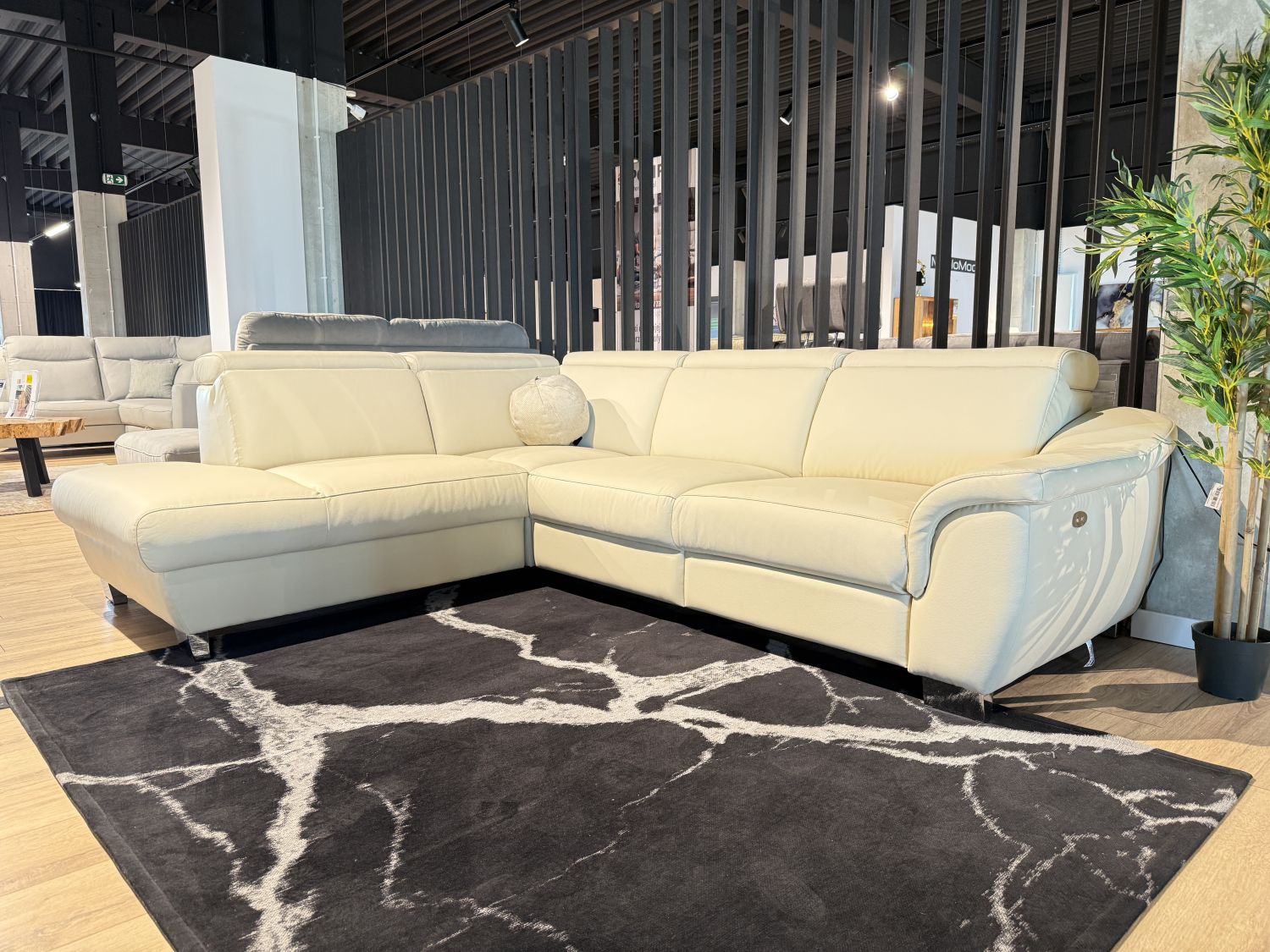 Narożnik z funkcją relaks Trend Des Sofa Line 1HT-E-ELE1-1TVE