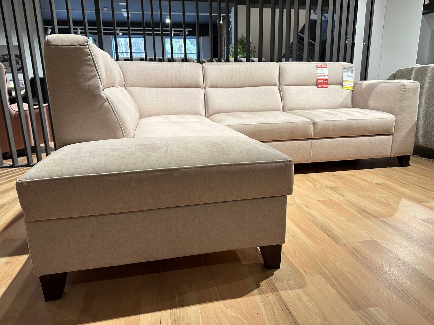 Narożnik Rocco z funkcją spania i pojemnikiem , przecena z ekspozycji -26%