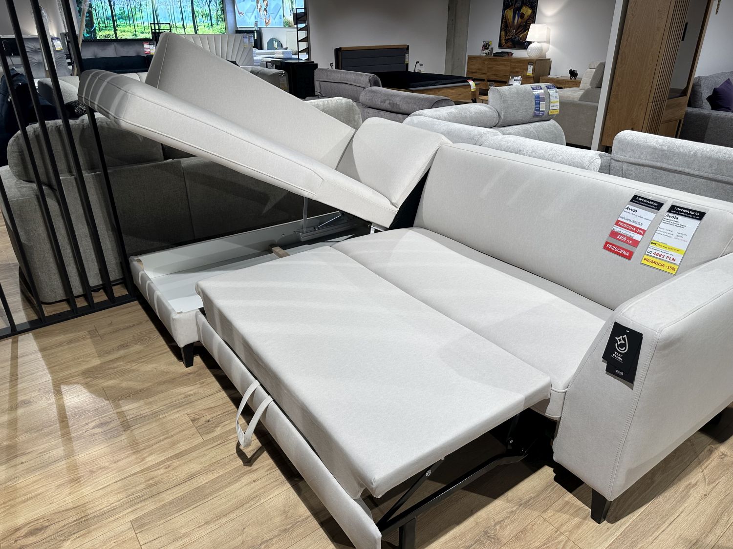 Narożnik AVOLA z funkcją spania i pojemnikiem - przecena z ekspozycji -30%