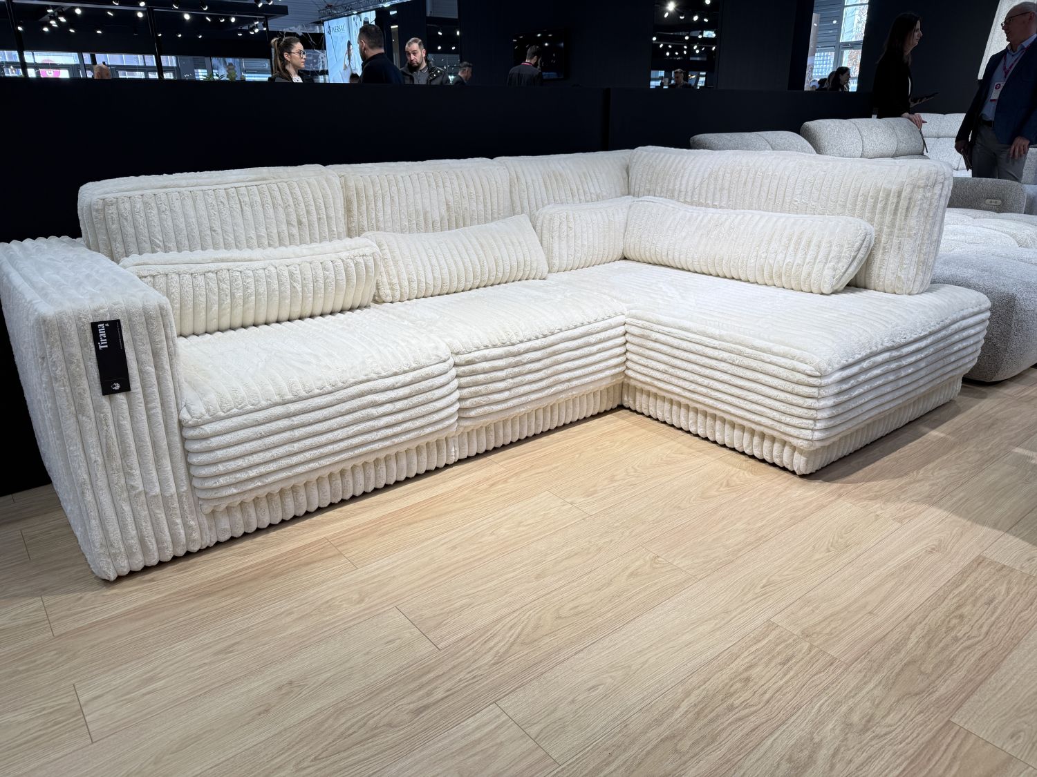 Narożnik Tirana L Wersal  