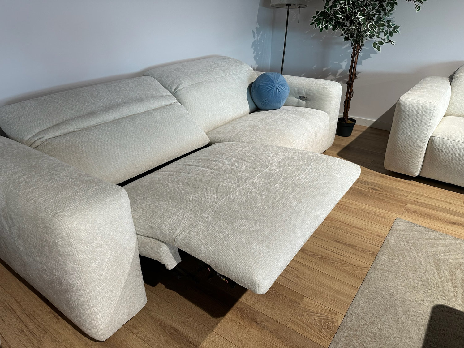 Sofa Capri z podwójną funkcją relaks
