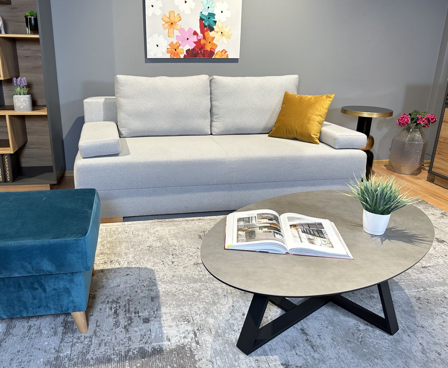 Diego Sofa z funkcją spania, materac sprężynowy z pojemnikiem Diego Sofa z funkcją spania, materac sprężynowy z pojemnikiem