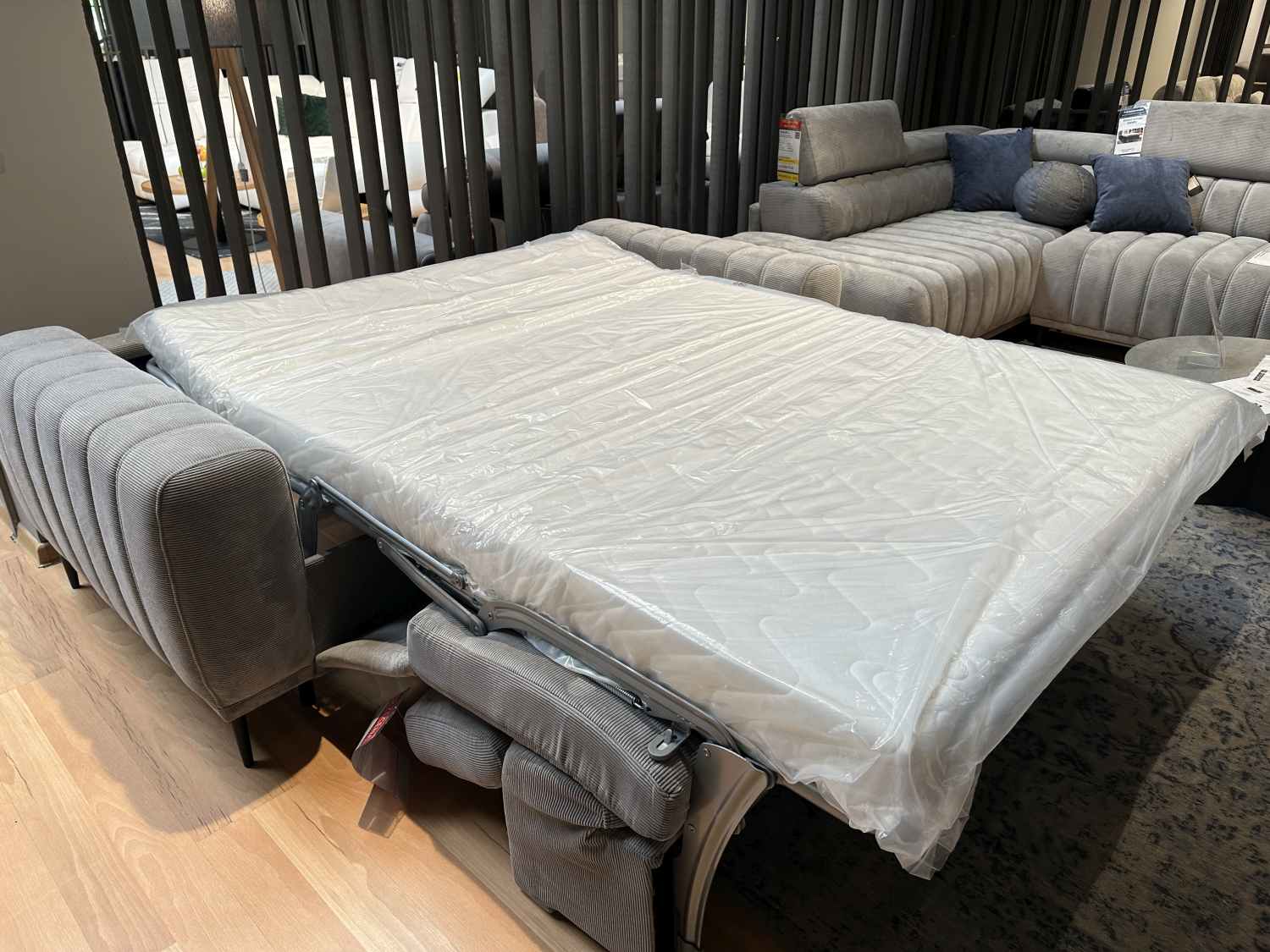 Sofa Gandi 140 Wersal z funkcją spania - przecena z ekspozycji-26%