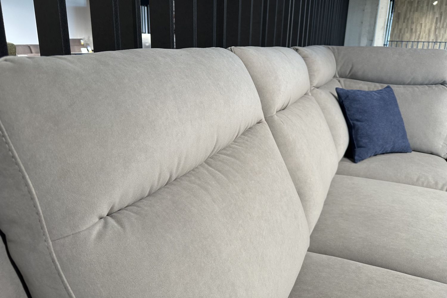 Narożnik z funkcja spania Gio, Des Sofa Line 2F-OTM/BK