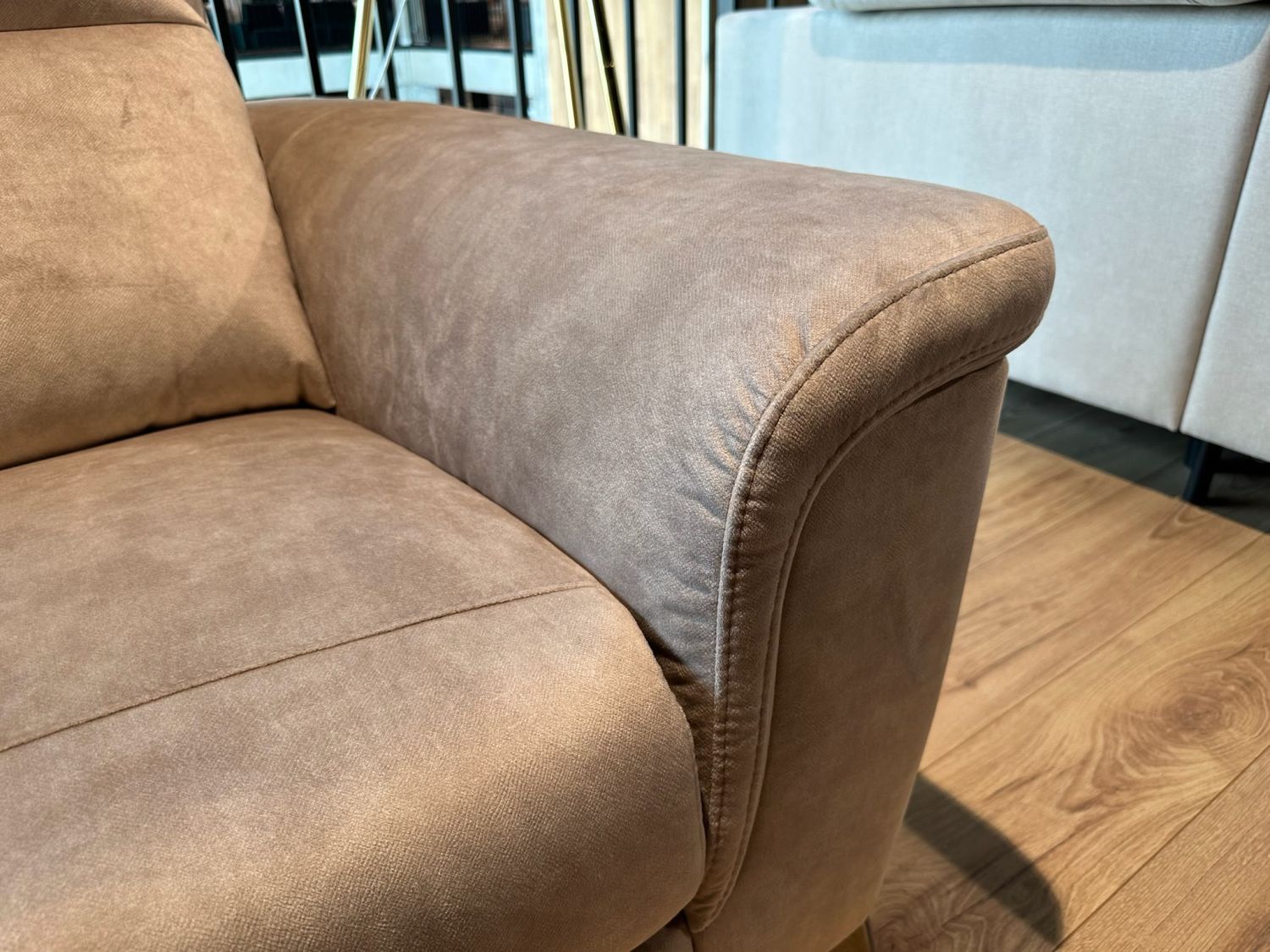 Sofa Verbena z funkcją relaks elektryczną