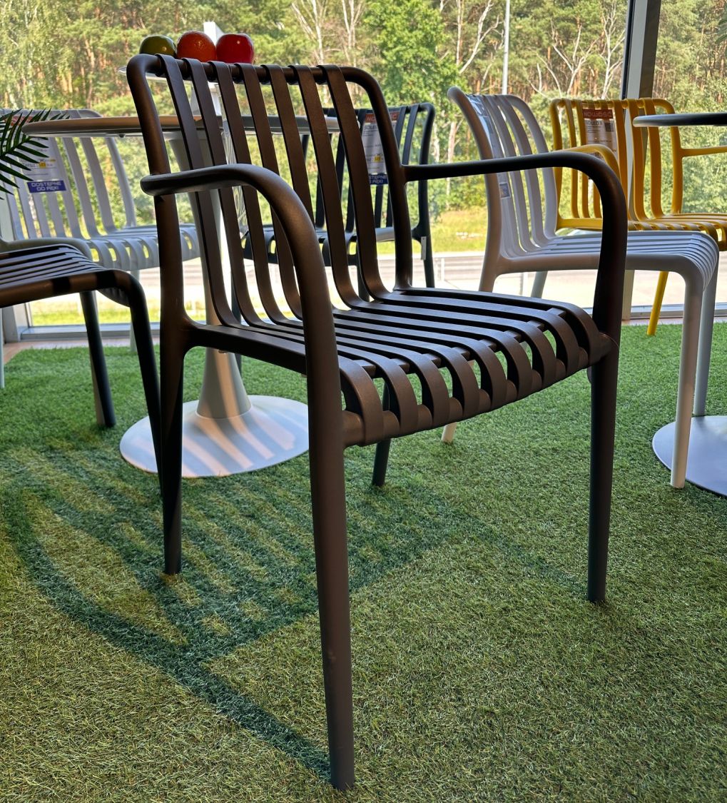 Krzesło ogrodowe Soleo 2  z podłokietnikami sztaplowane Grafit PC-516