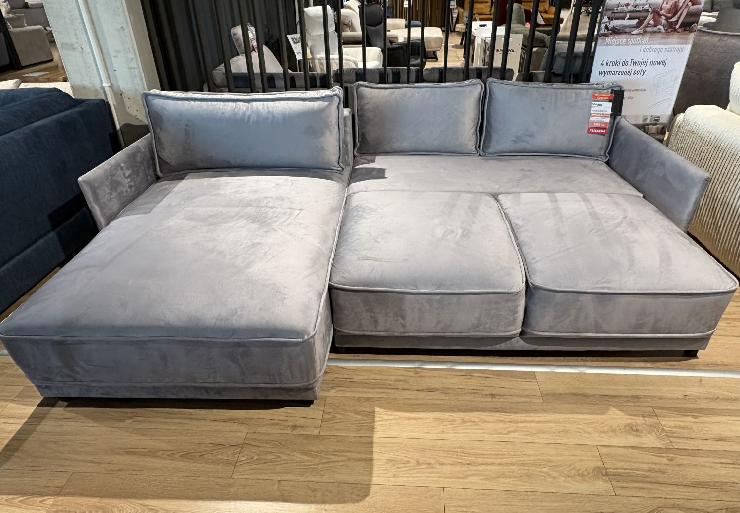 Narożnik z funkcją spania i pojemnikiem Shaggy , przecena z ekspozycji - 40%