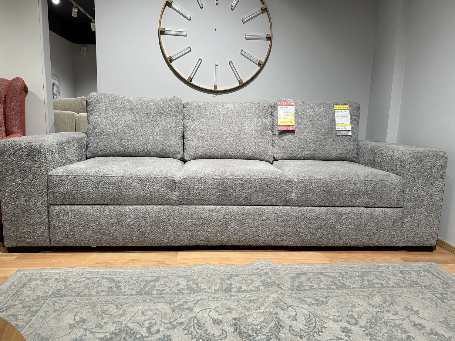 Sofa z funkcją spania Onyks Lux 3R- przecena z ekspozycji -39% Sofa z funkcją spania Onyks Lux 3R- przecena z ekspozycji -39%