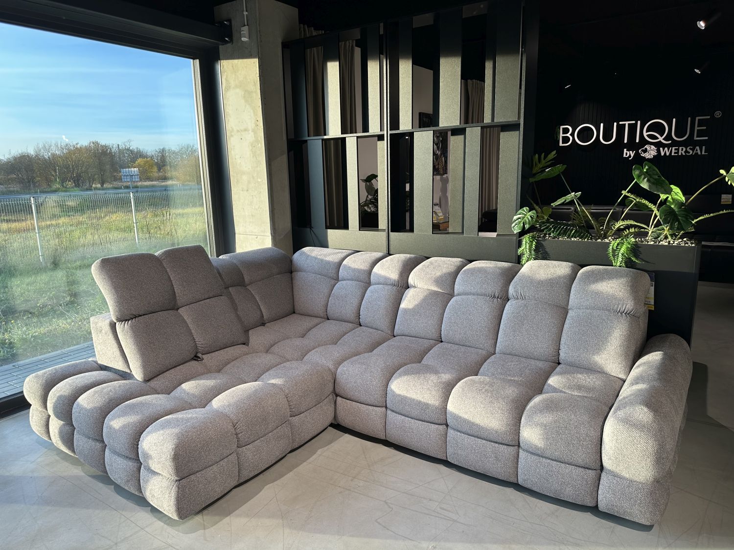 Narożnik z elektrycznie regulowanym siedziskiem Tollo L  Wersal 