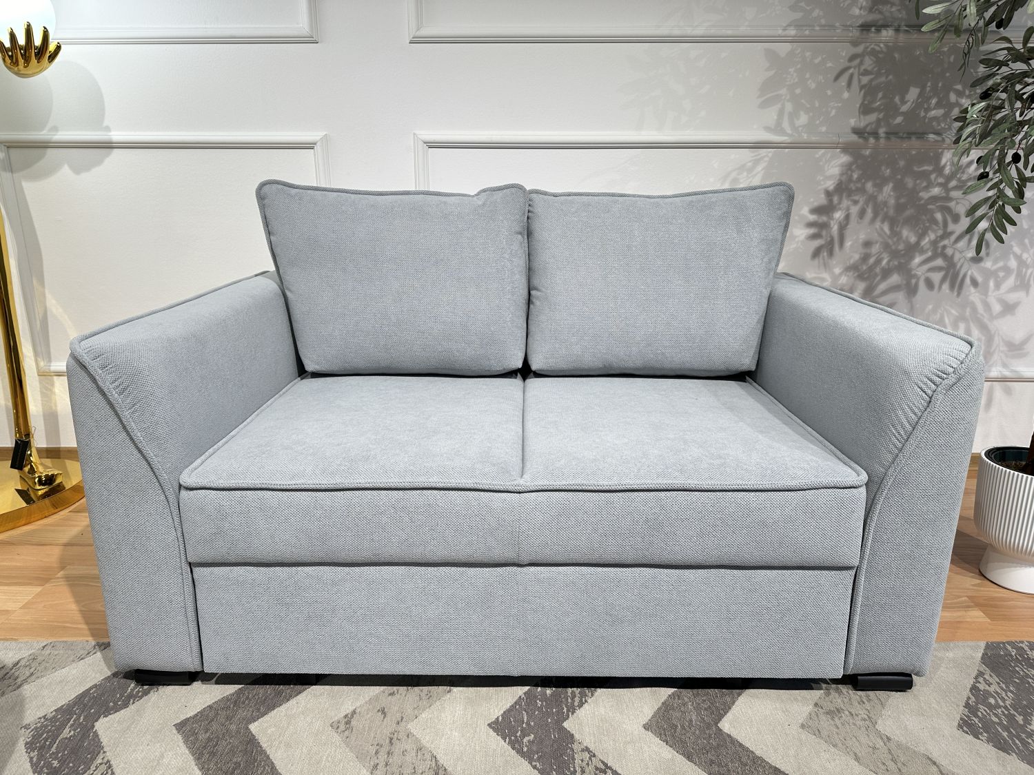 Sofa rozkładana z pojemnikiemim Viki Meblosoft