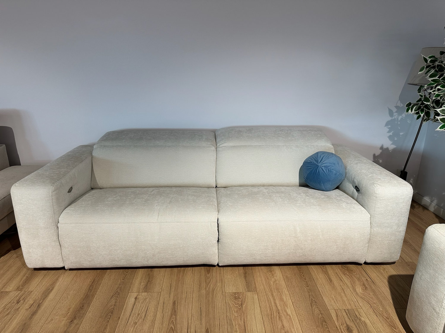 Sofa Capri z podwójną funkcją relaks