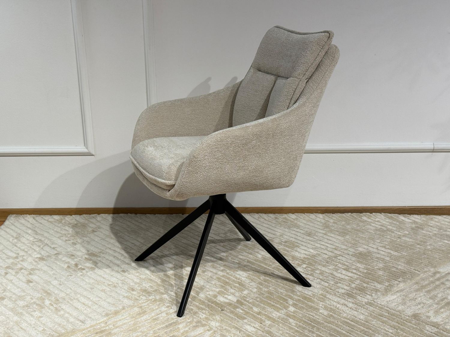 Krzesło obrotowe 360 z powrotem Vento 2 Raven 24