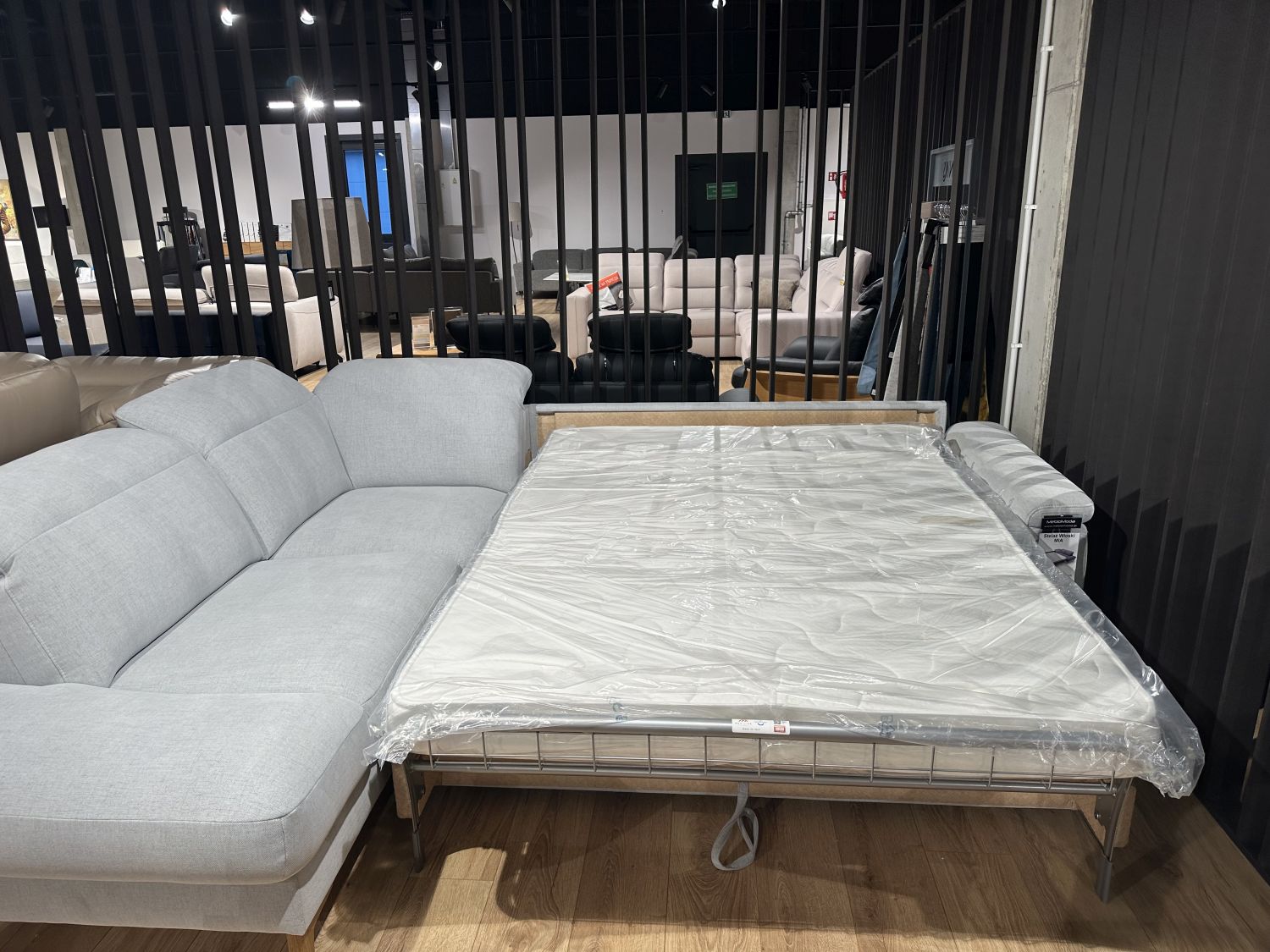 Narożnik MIA z funkcją spania typu włoskiego - przecena z ekspozycji -25%