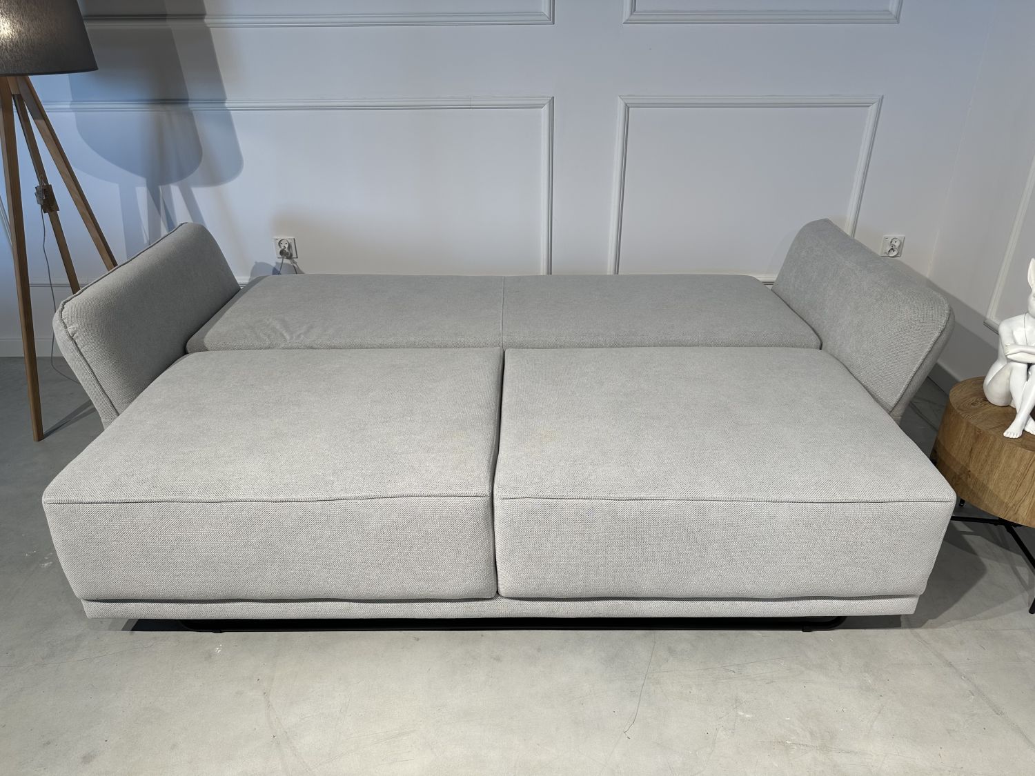 Sofa rozkładana z pojemnikiem Loretto Benix