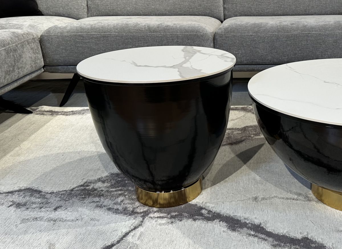 Okrągły stolik kawowy  BC368 z blatem ze spieku kwarcowego średnica 47cm