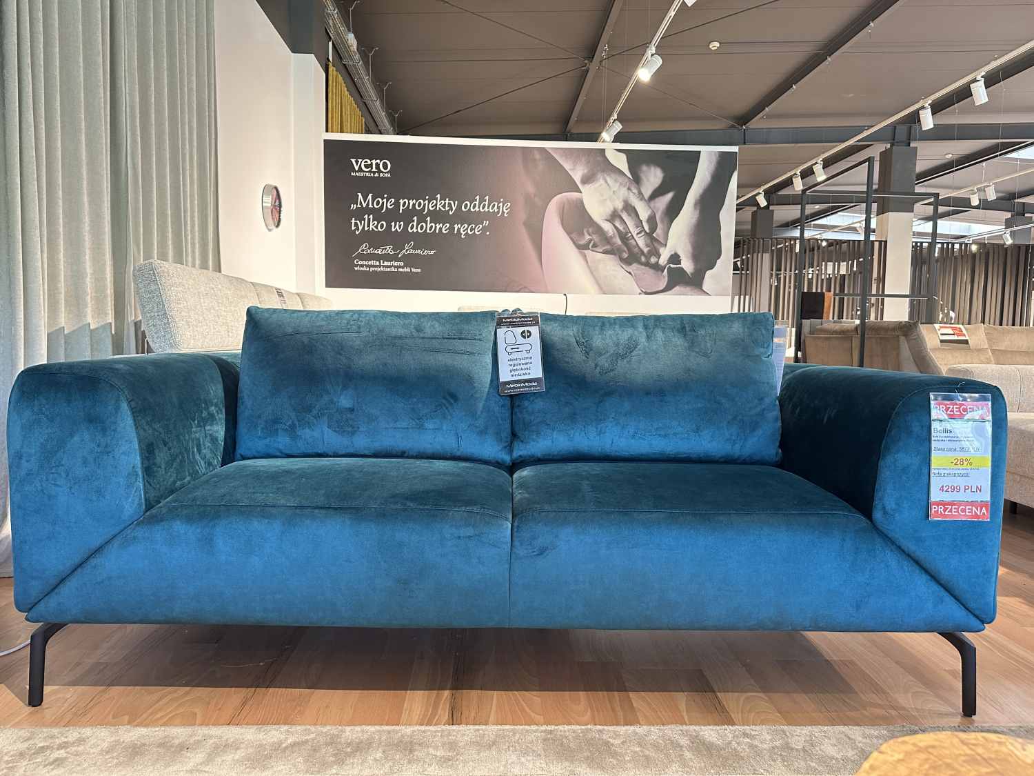 Sofa Bellis Vero z elektrycznym wysuwem siedziska  - przecena z ekspozycji -28%