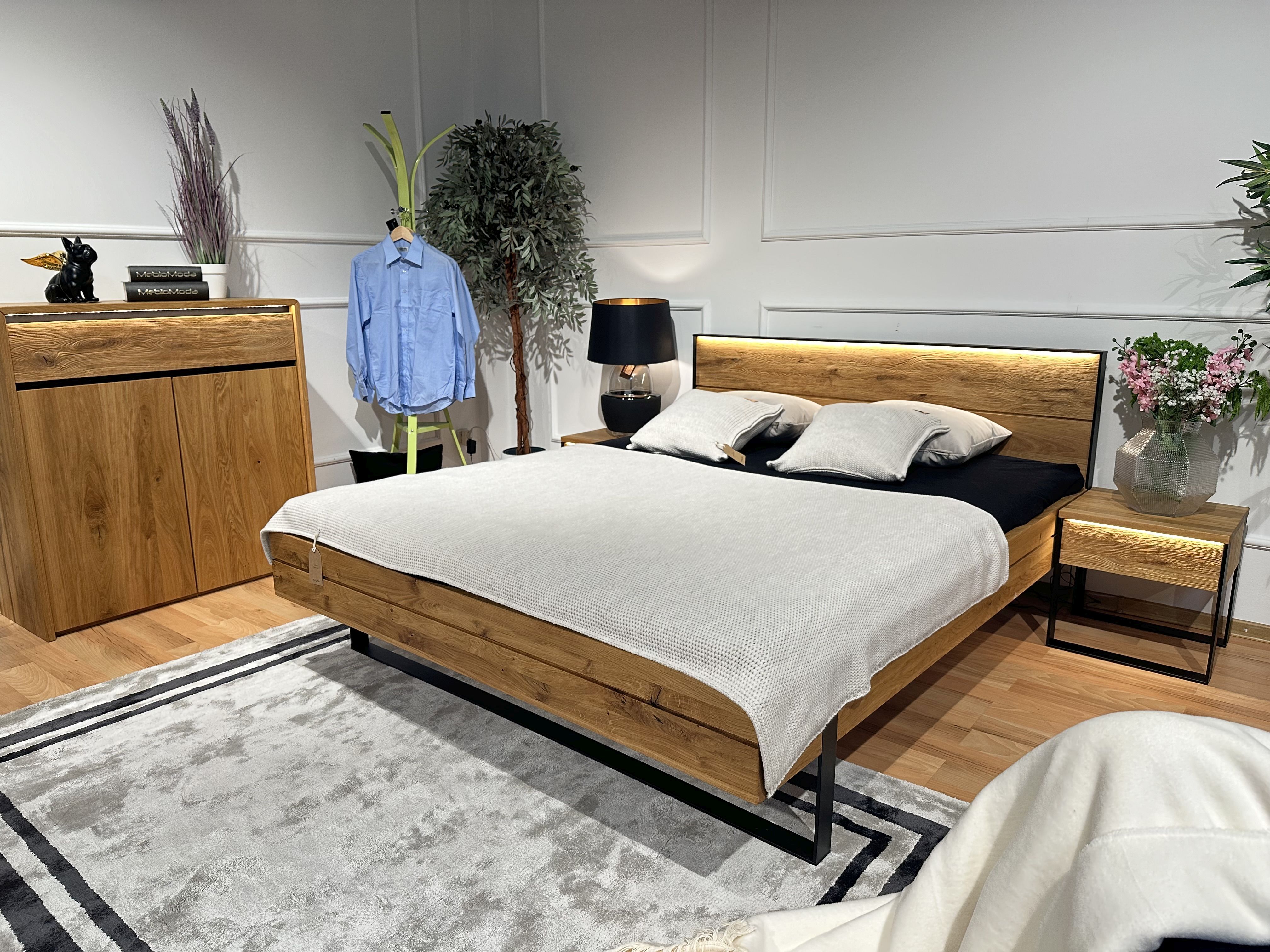 Łóżko Boston 160x200 z oświetleniem lite drewno dąb olej sypialnia