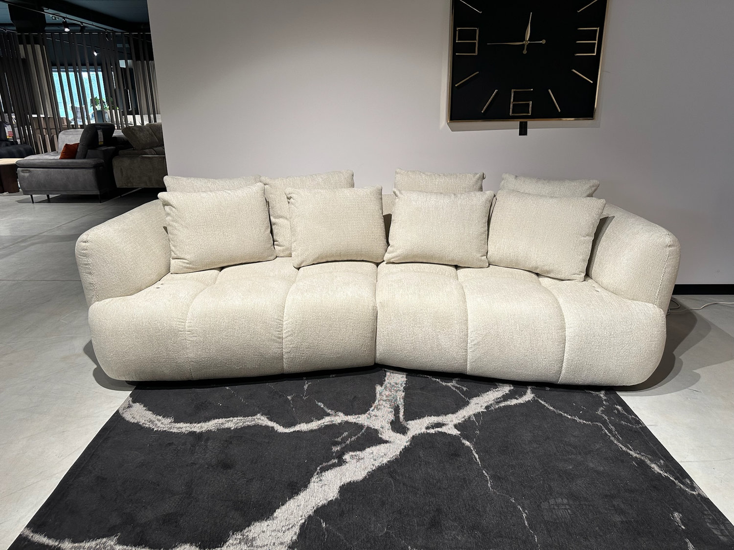 Besso Bigsofa Motor z elektrycznie wysuwanym siedziskiem Wersal