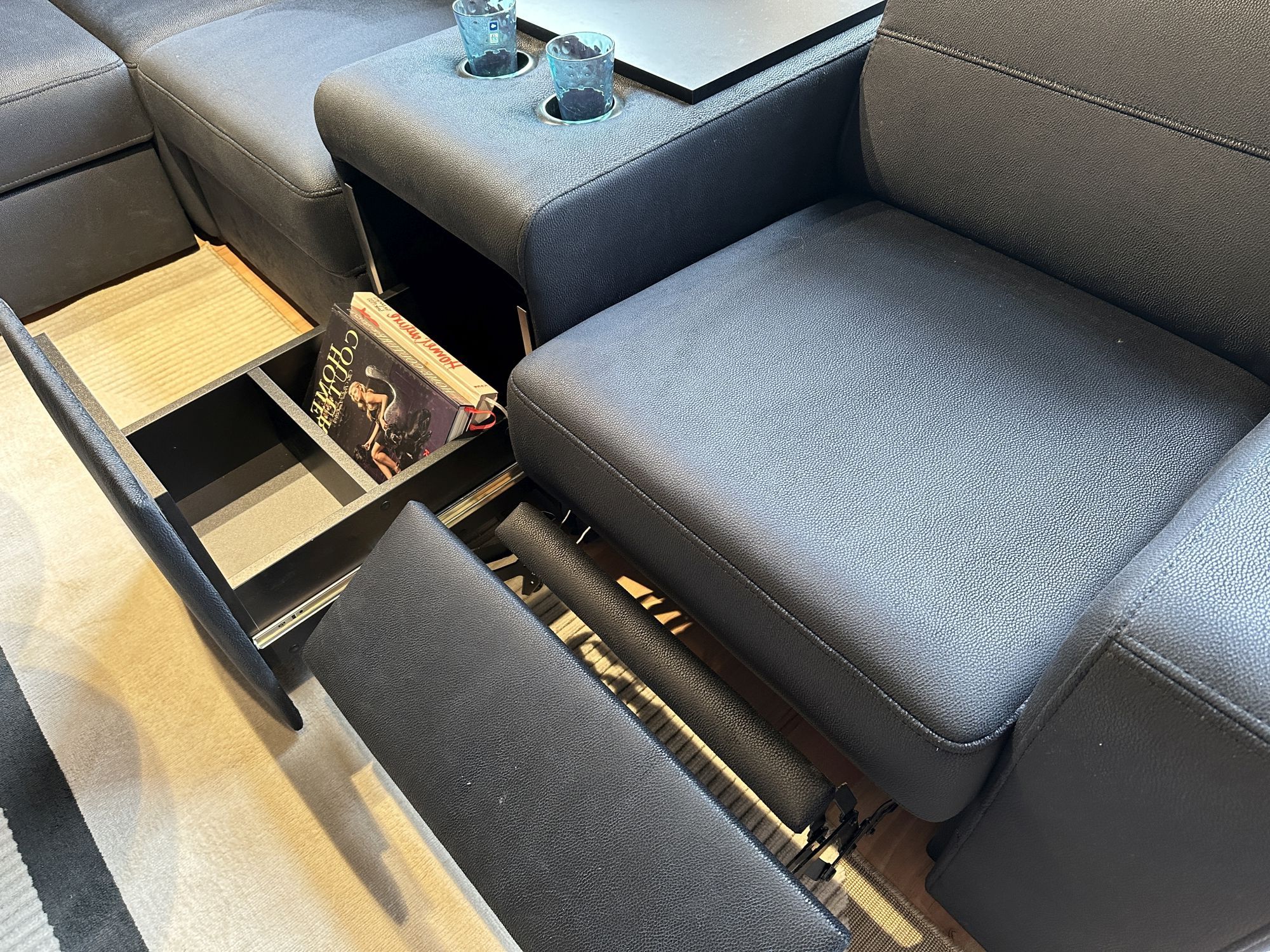 Narożnik rozkładany,  z barkiem Basic Ideal sofa