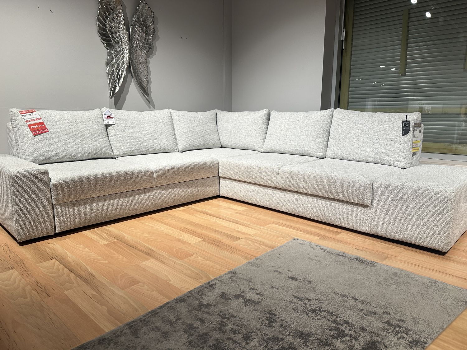 Narożnik Blueberry M z funkcją spania i pojemnikiem , przecena z ekspozycji -29%