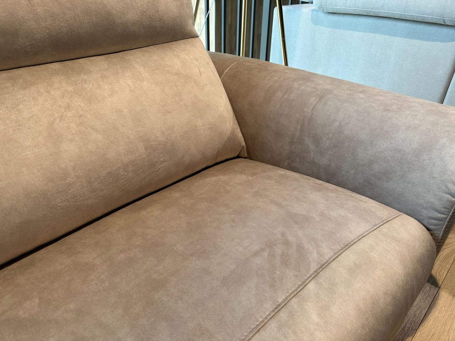 Sofa Verbena z funkcją relaks elektryczną