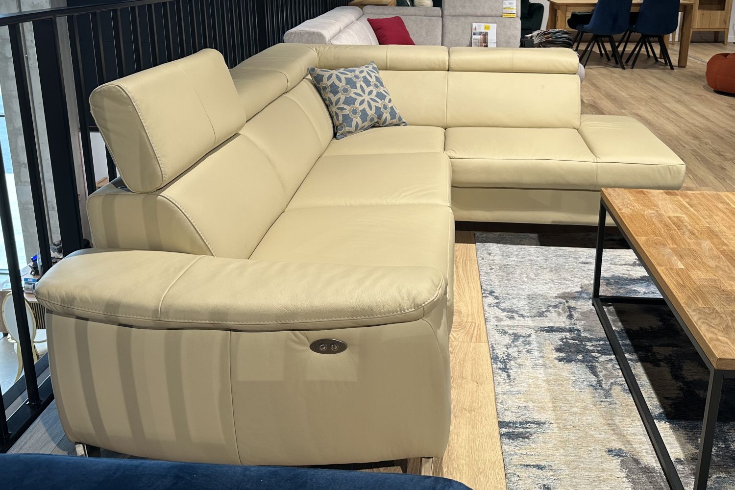 Narożnik z funkcja relaks LUPO Des Sofa Line 