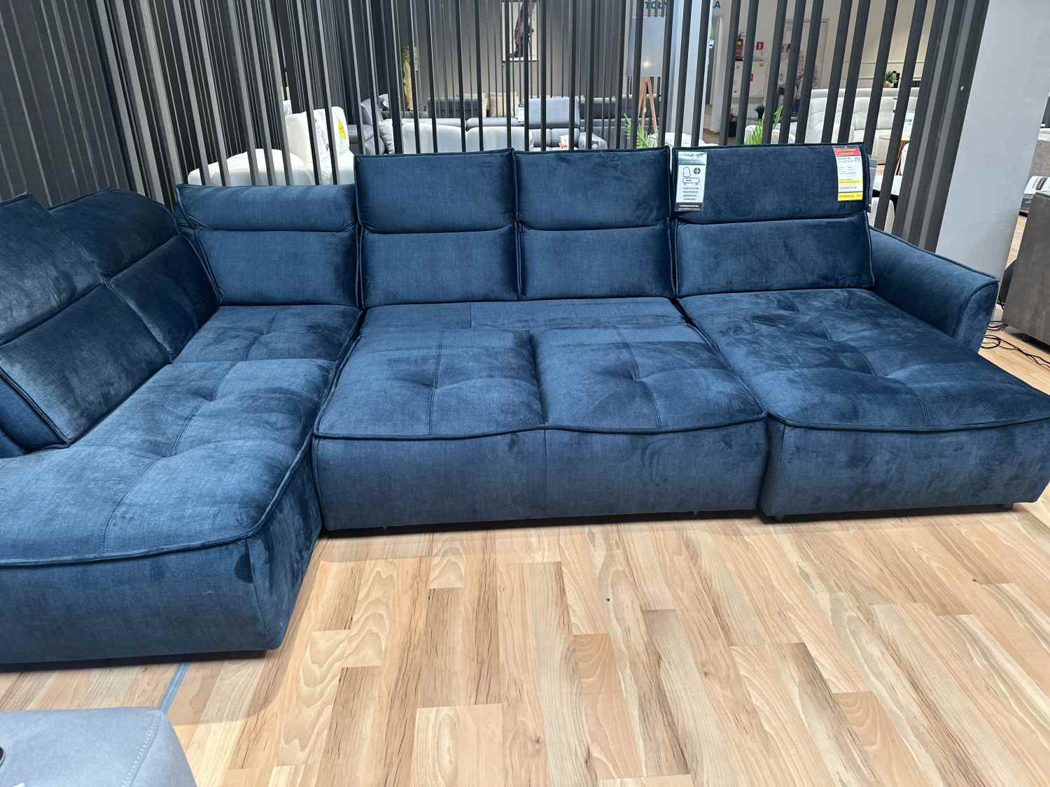 Narożnik Murillo XL Wersal z elektrycznym wysuwem siedziska 60cm - przecena z ekspozycji -37%