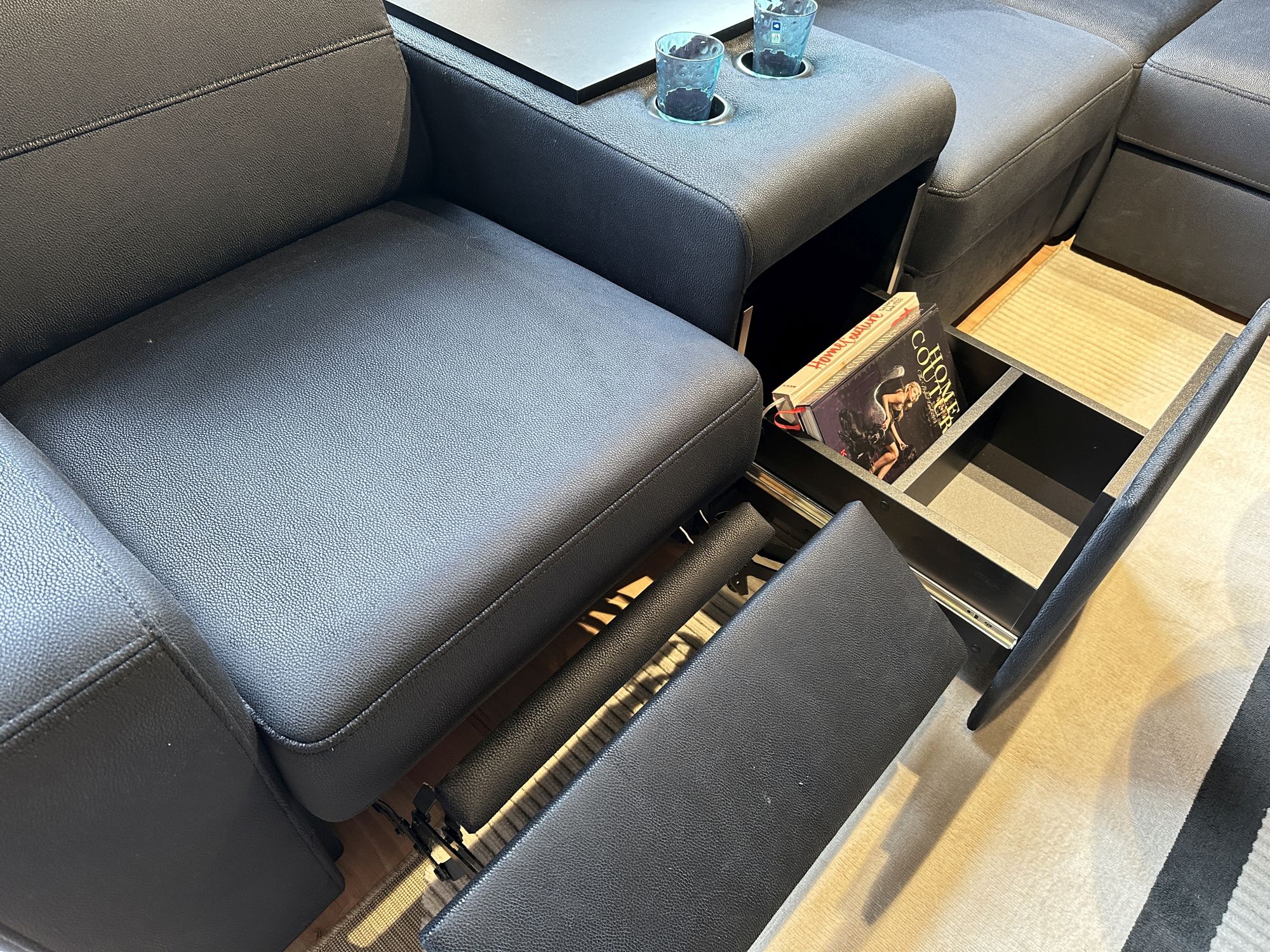 Narożnik rozkładany,  z barkiem Basic Ideal sofa