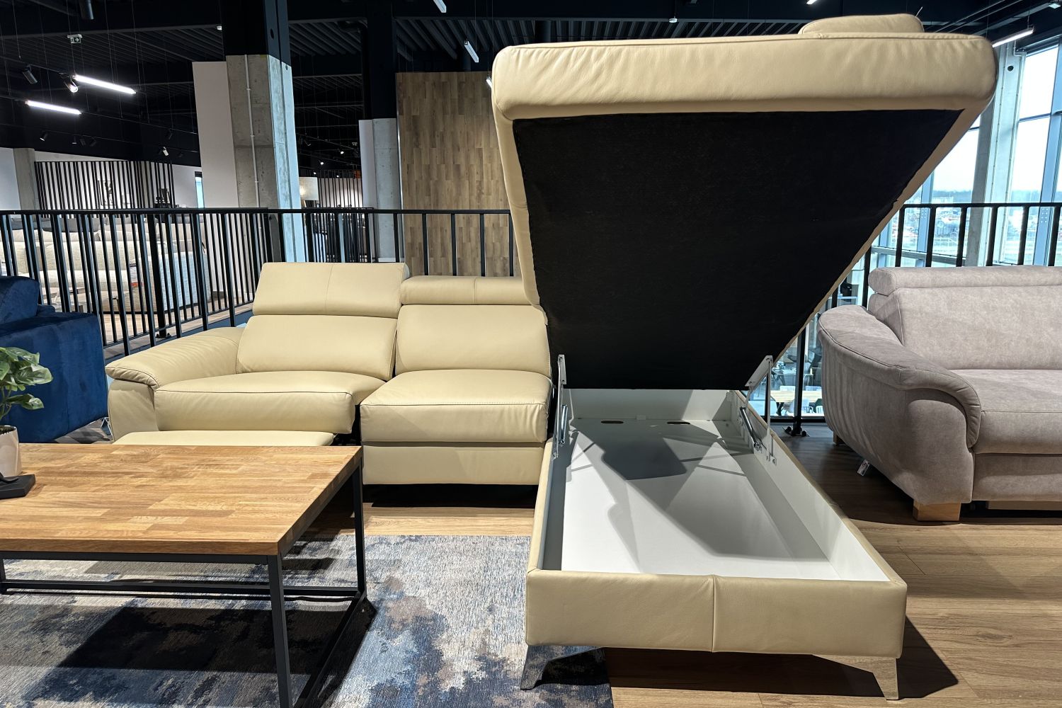 Narożnik z funkcja relaks LUPO Des Sofa Line 