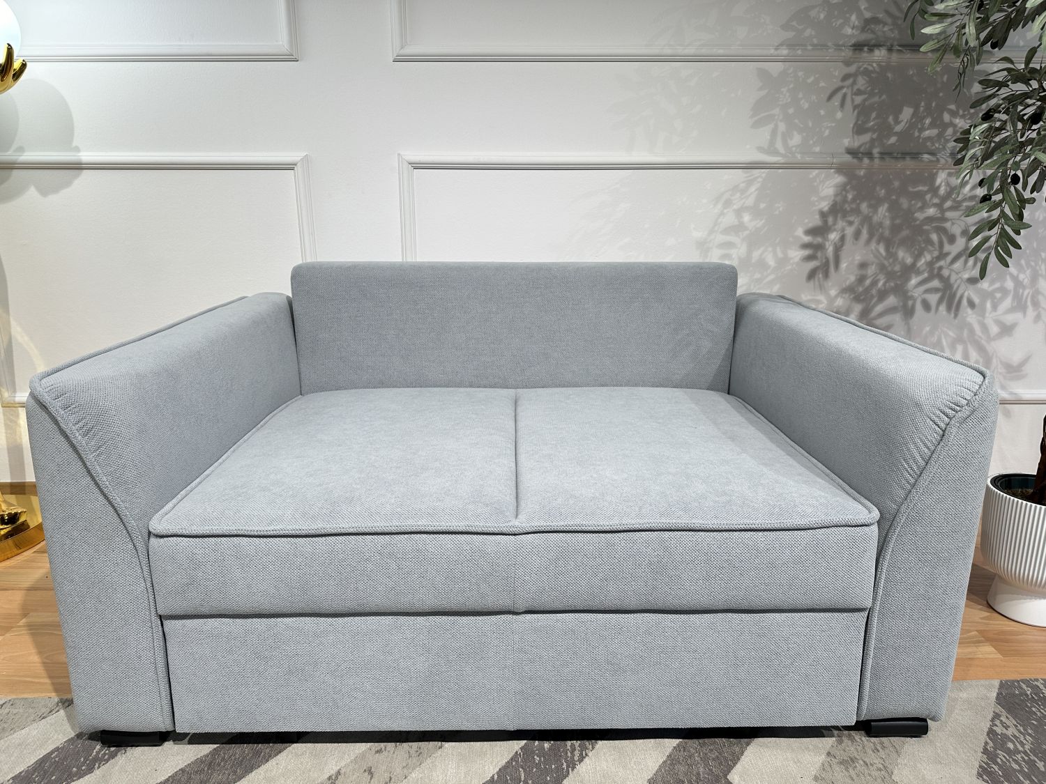 Sofa rozkładana z pojemnikiemim Viki Meblosoft